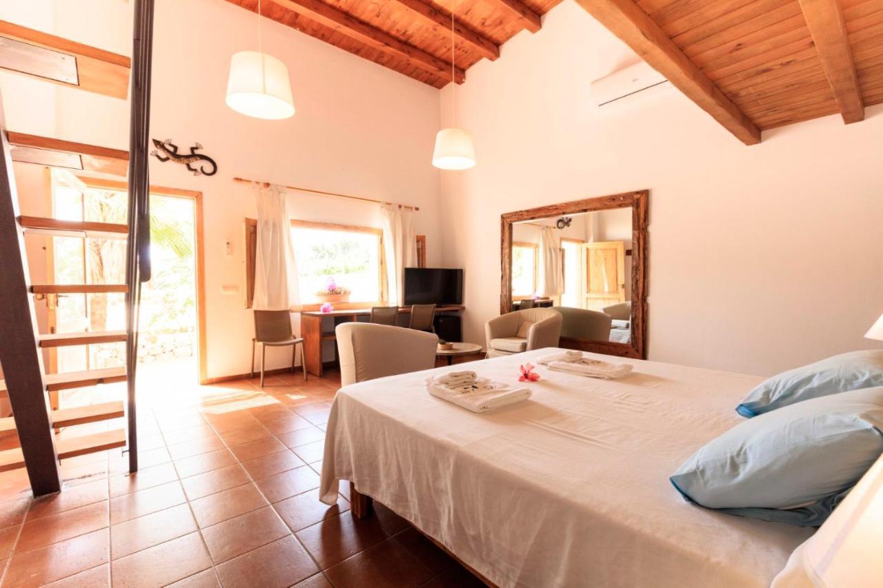 Es Pas Formentera Agroturismo Es Calo  Luaran gambar